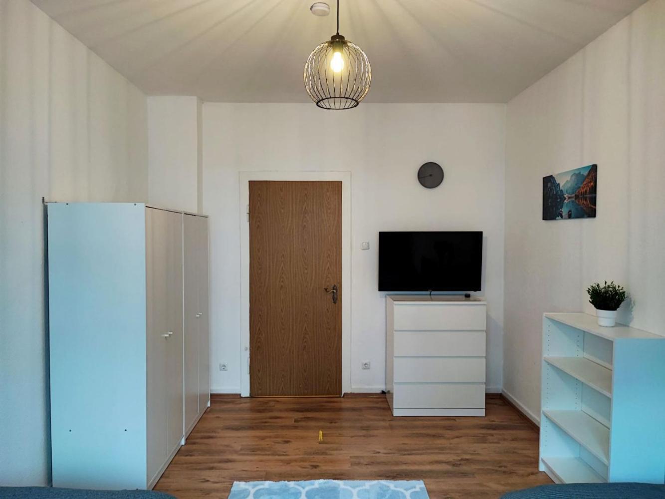Cozy Apartment With Garden In Gelsenkirchen Exteriör bild