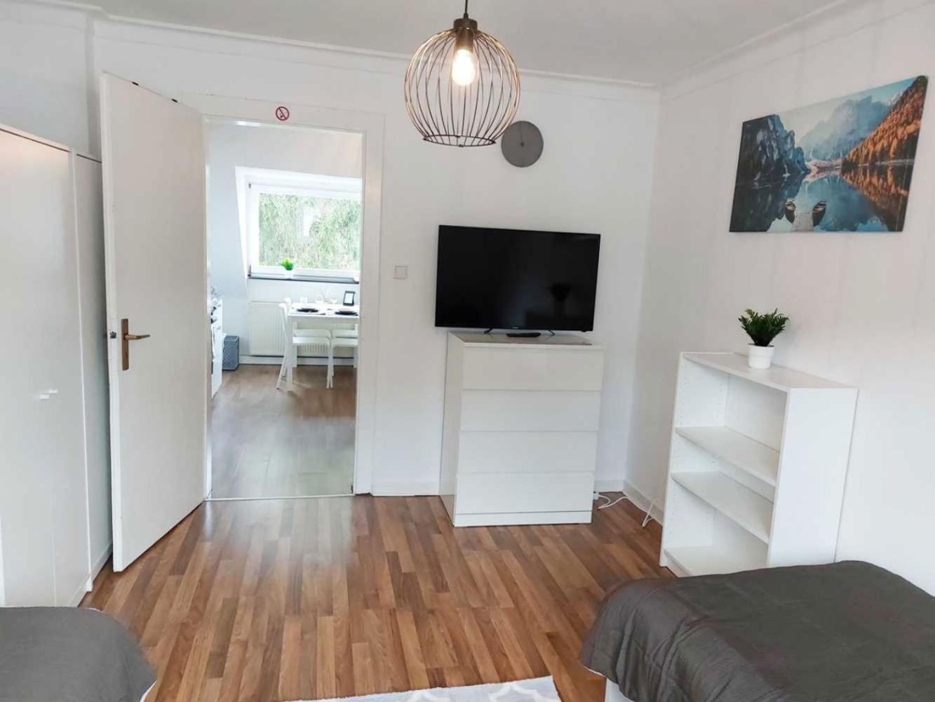 Cozy Apartment With Garden In Gelsenkirchen Exteriör bild